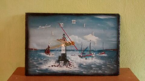 Pendule fantaisie sur ardoise 5 L'Huisserie (53)