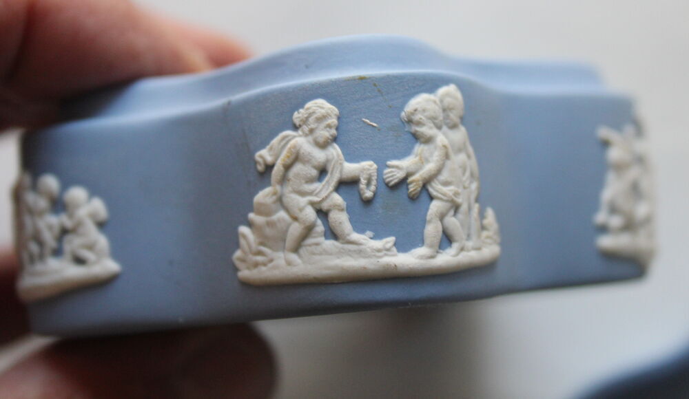 Boite WEDGWOOD porcelaine Décoration