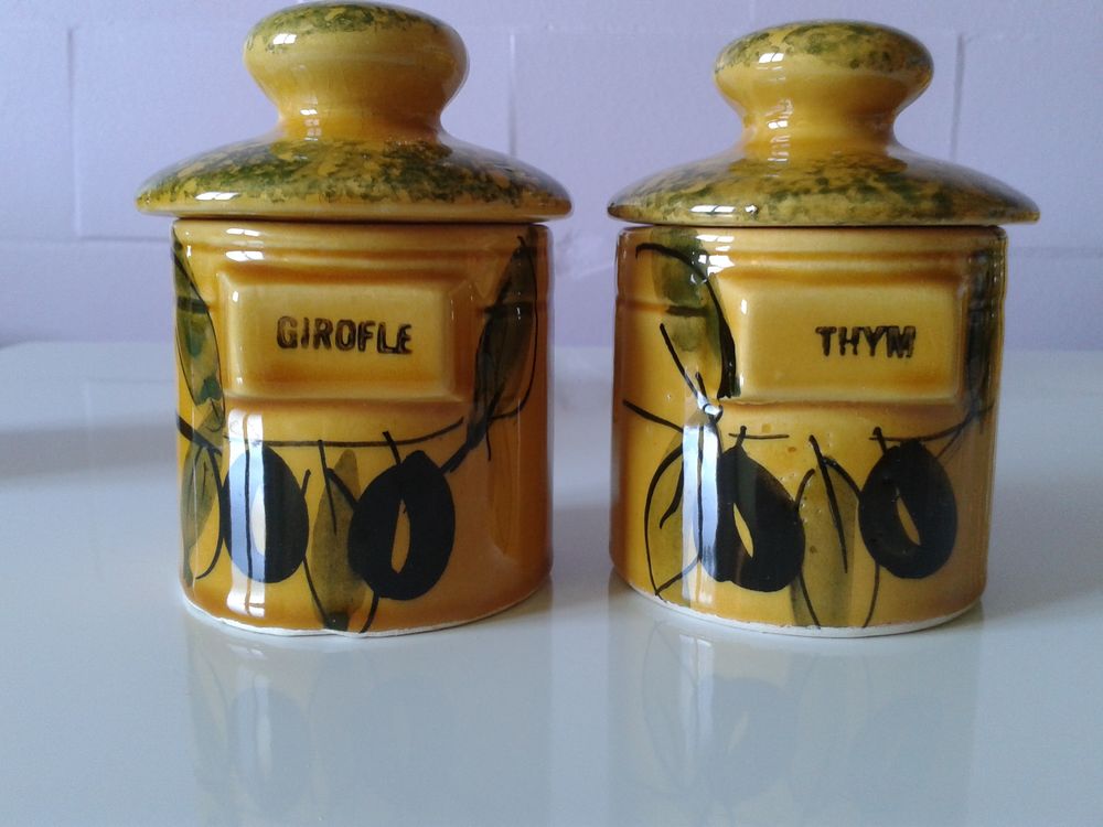 6 pots &agrave; &eacute;pices fa&iuml;ence Vallauris ancienne Cuisine