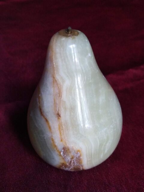 Poire en onyx du Pakistan longueur 8 cm 20 Avermes (03)