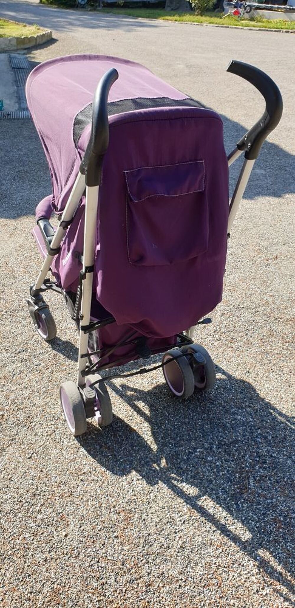 Poussette renolux Puériculture