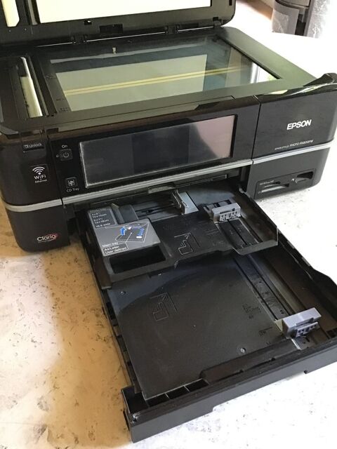 Imprimante / Scanner EPSON STYLUS PHOTO PX800FW 75 Compreignac (87)