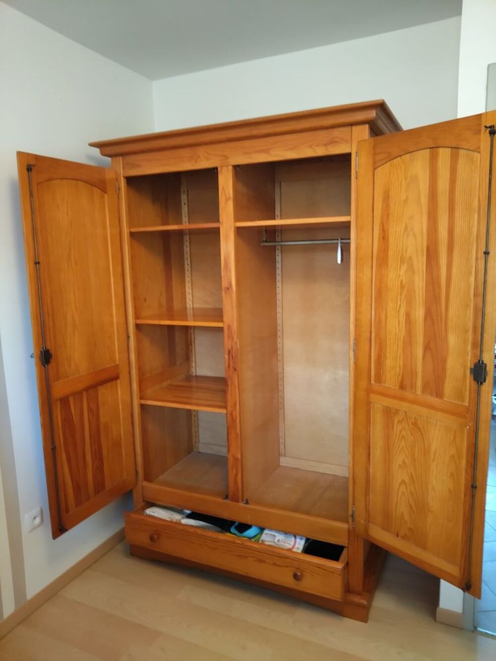 Armoire de chambre Meubles