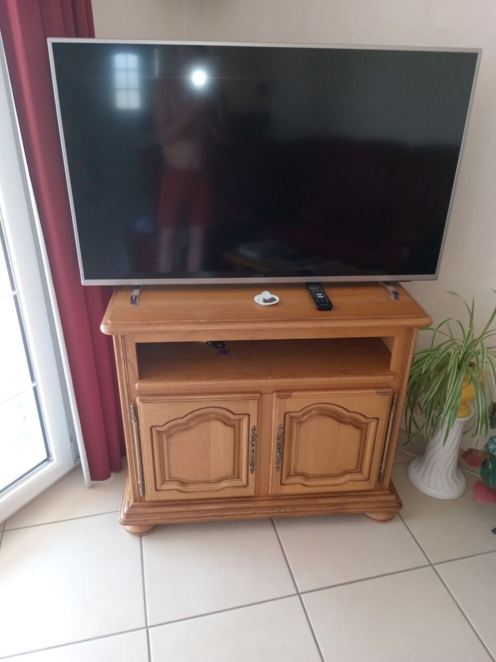 Meuble t&eacute;l&eacute; Meubles