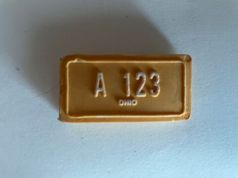 Gomma gomme eraser collection plaque Ohio jaune 5 Bures-sur-Yvette (91)