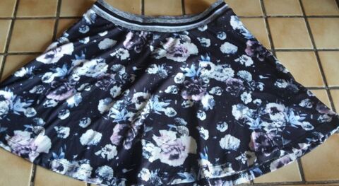 Jupe florale noir/bleu/rose pastel 15 Castries (34)