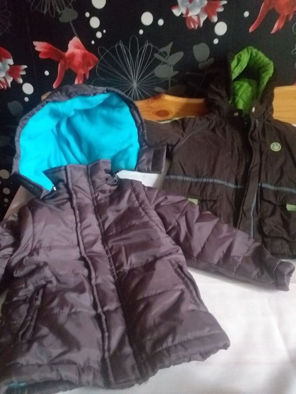 Lot 2 blousons Vtements enfants
