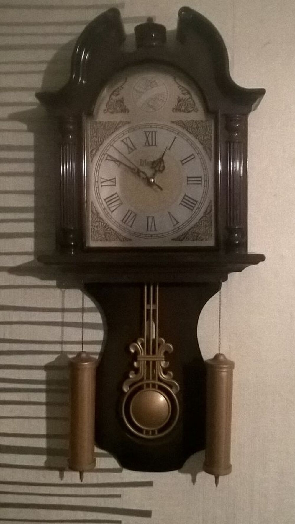 Horloge/pendule murale d&eacute;co ERLANGER. Décoration