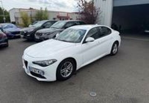 Giulia 2.2 136 ch Business 2017 occasion 10000 Troyes