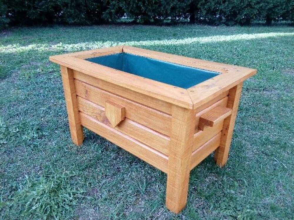 JArdiniere en bois Jardin