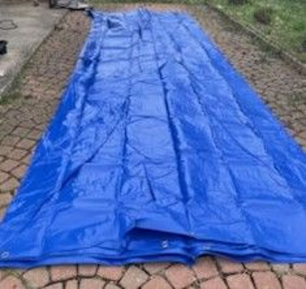 B&acirc;che lourde PVC 550 de 6.00mx8.00m de couleur bleue. Bricolage