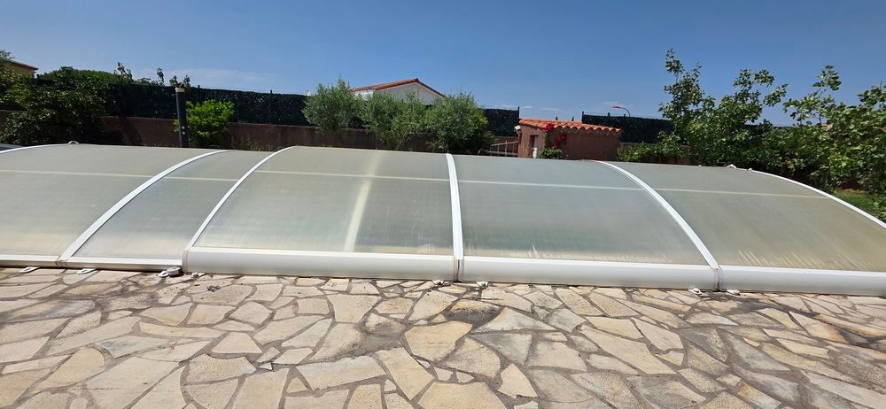 Abri de piscine 10x5m Jardin