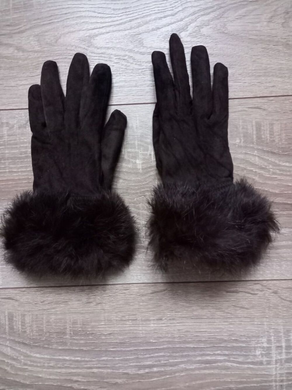 Paire de gants en cuir marron taille M ( T 7 ) Maroquinerie