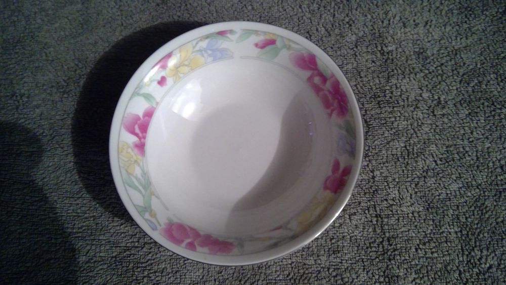 COUPE / COUPELLE BORD ARGENT MOTIF FLEURS Cuisine