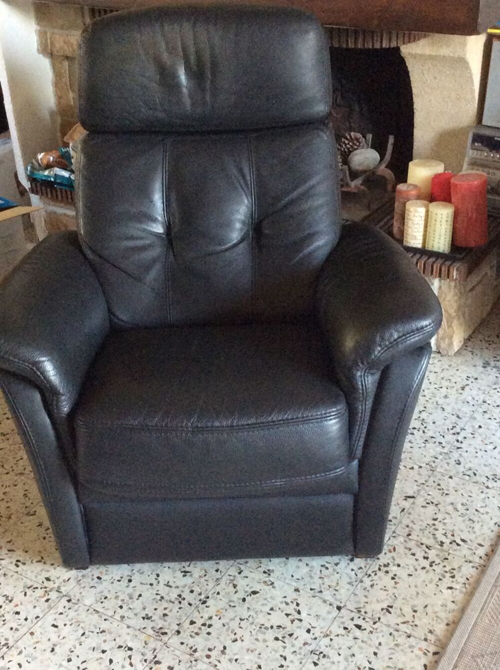 fauteuil en cuir noir Meubles