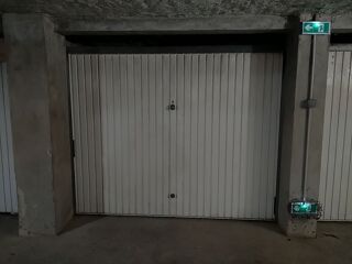  Parking / Garage à louer 14 m²