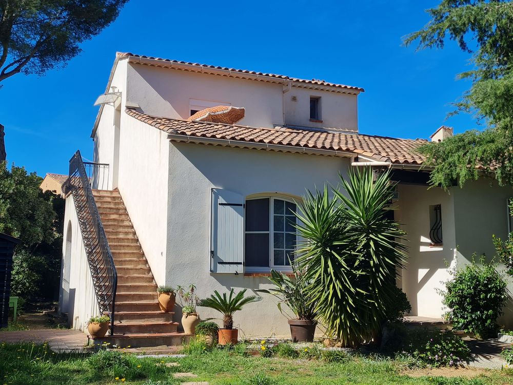 Vente Maison SAINT-AYGULF, maison 3 chambres dont un logement indépendant Fréjus