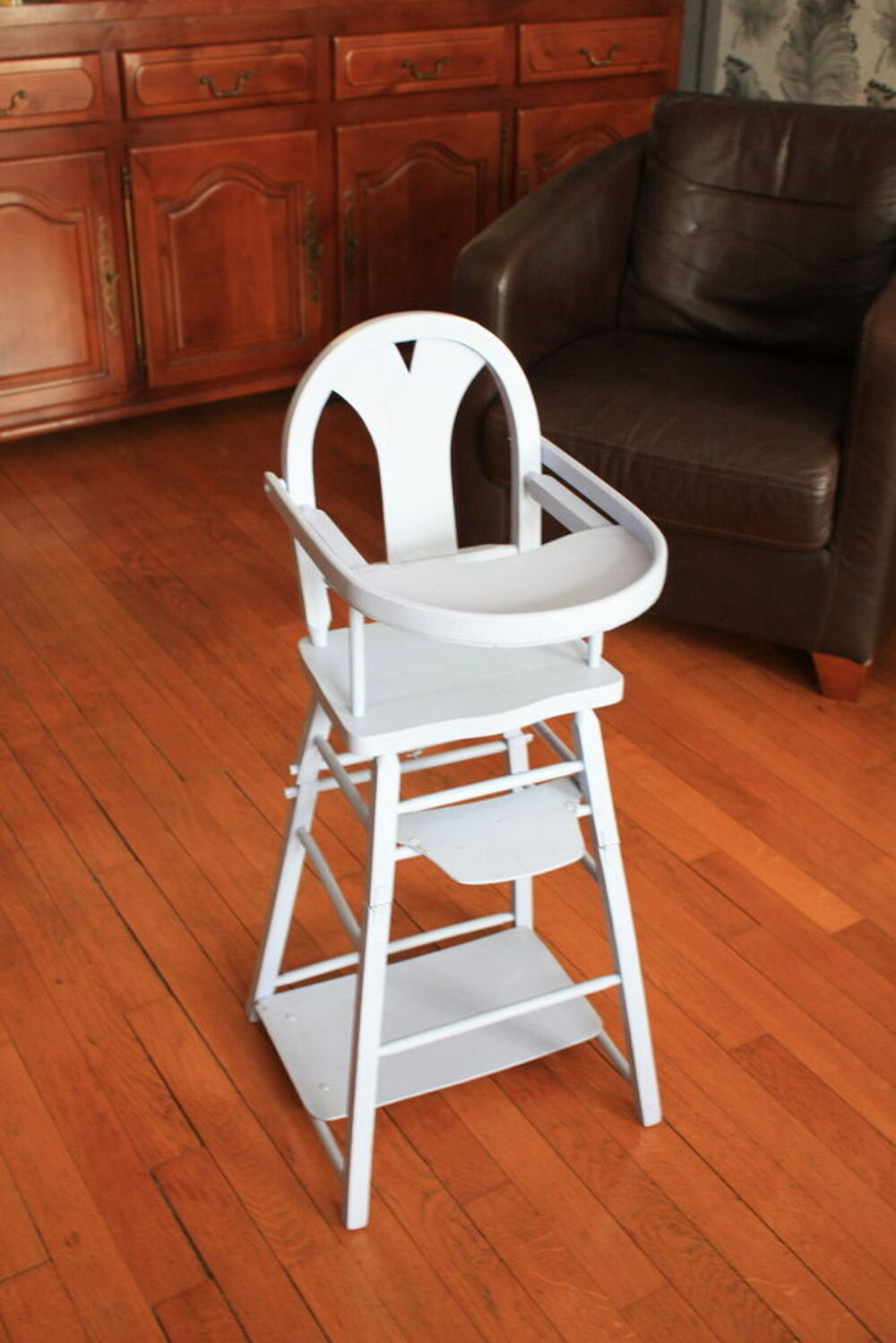 chaise avec poup&eacute;e Jeux / jouets