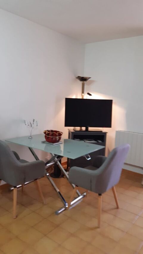  Appartement � louer 1 pi�ce 27 m� Gr�oux-les-bains