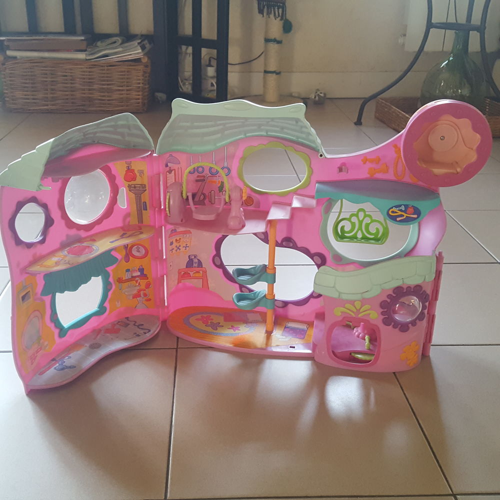 Lot 3 maisons PETSHOP Jeux / jouets