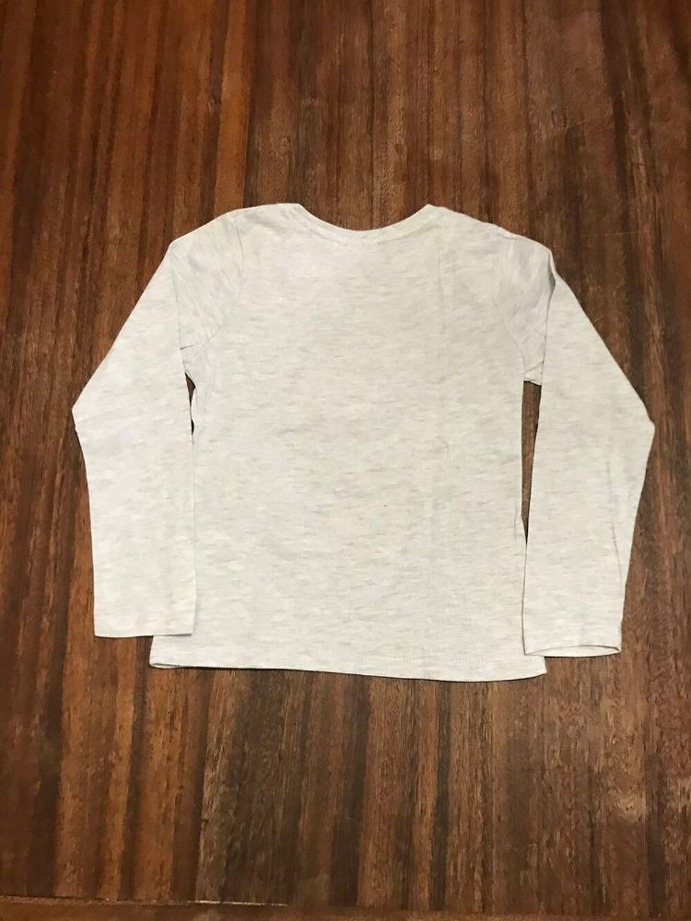 Tee shirt enfant fille manches longues " Disney " Vêtements enfants