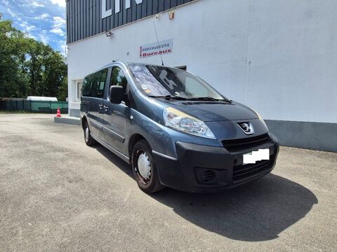 Peugeot Expert tepee Expert Tepee 1.6 HDI 90ch Confort Long 9pl 2010 occasion Saint-L&eacute;ger-de-Lini&egrave;res 49070
