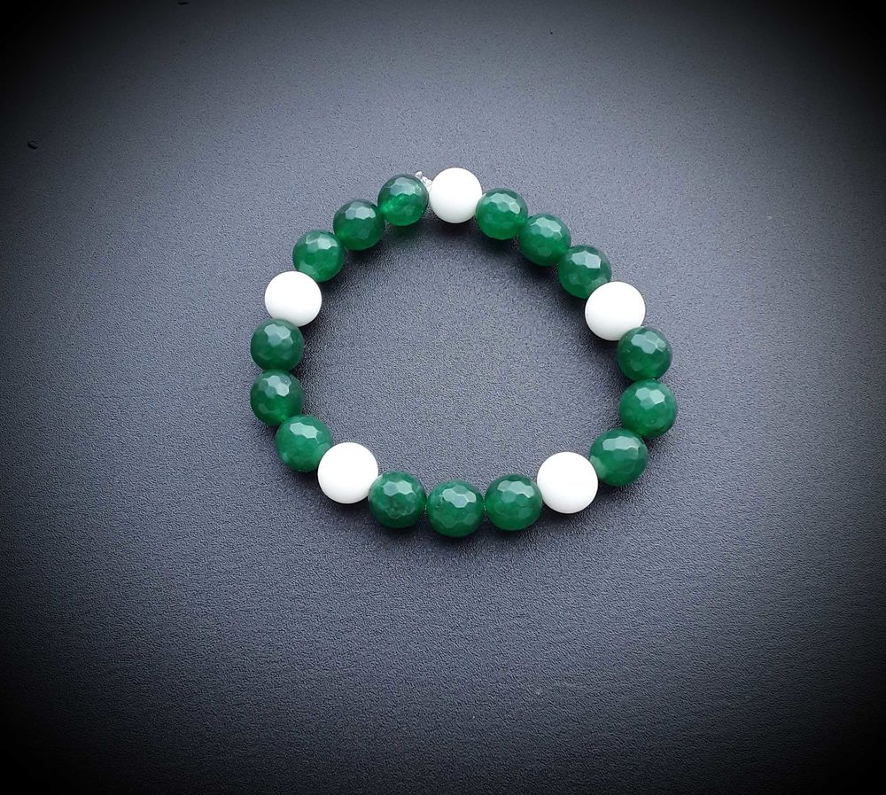 Lueur d'Espoir &agrave;‰meraude Bijoux et montres