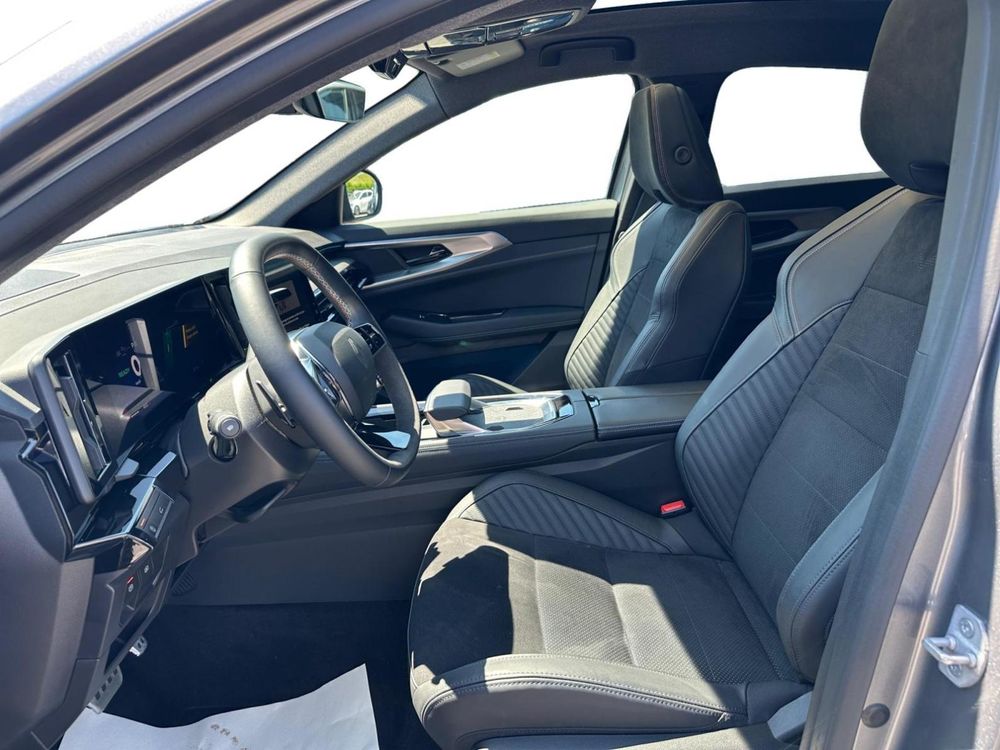 Rafale E-Tech full hybrid 200 ch esprit Alpine 2025 occasion 91310 Montlh&eacute;ry