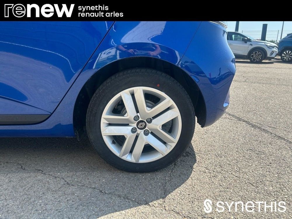 Clio V Clio E-Tech full hybrid 145 Evolution 2023 occasion 13200 Arles