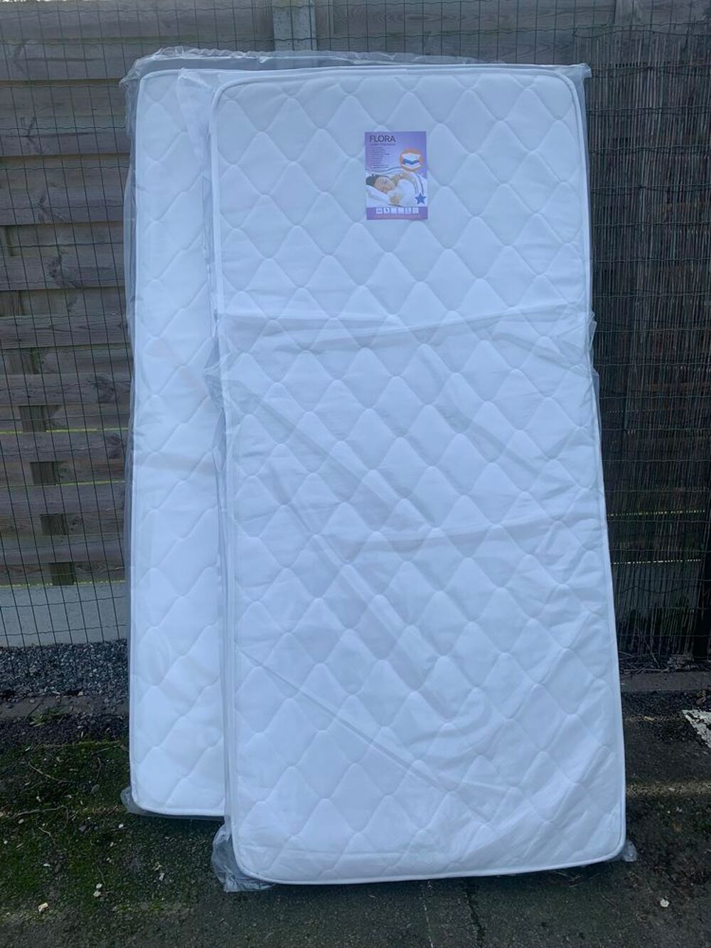 Matelas 90 190 15 cm neuf Meubles