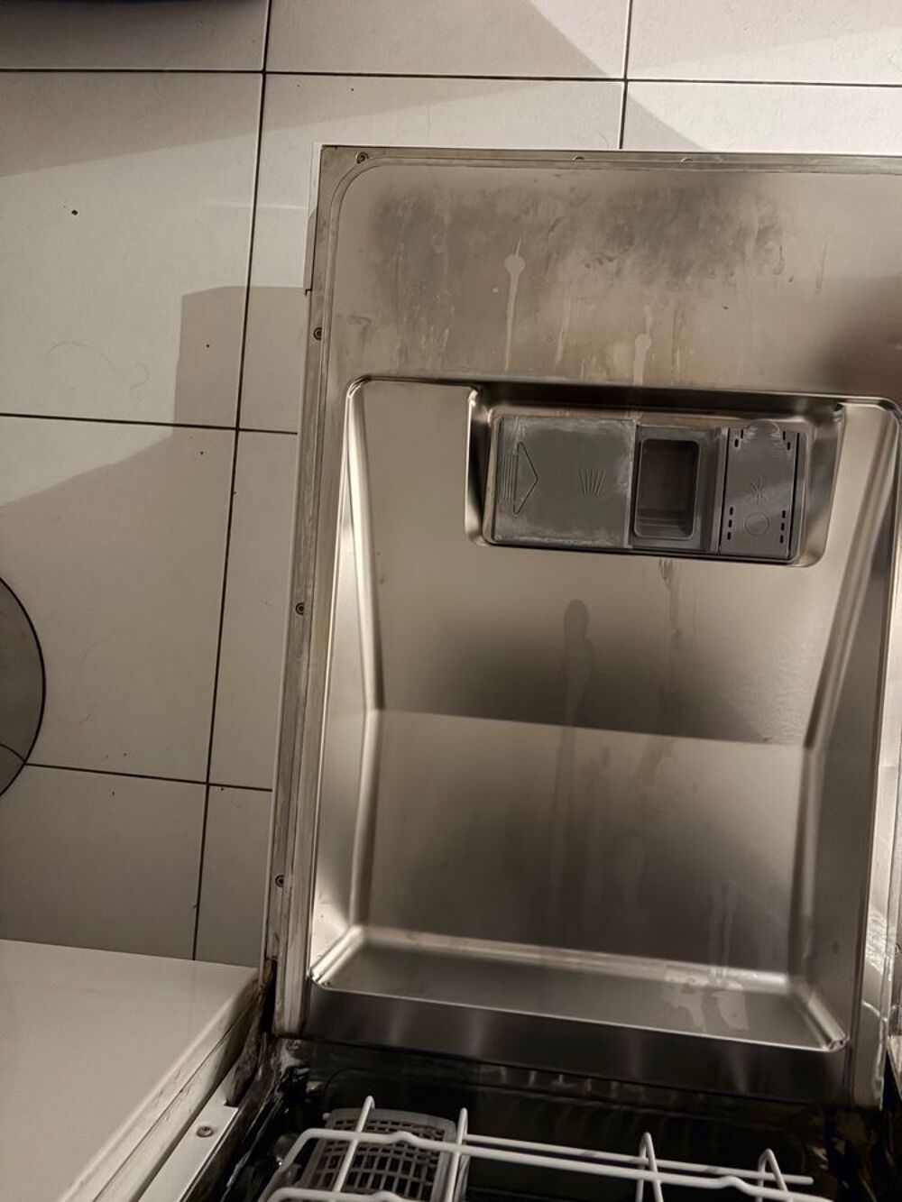 petit lave vaisselle Bosh &eacute;lectrique Electroménager