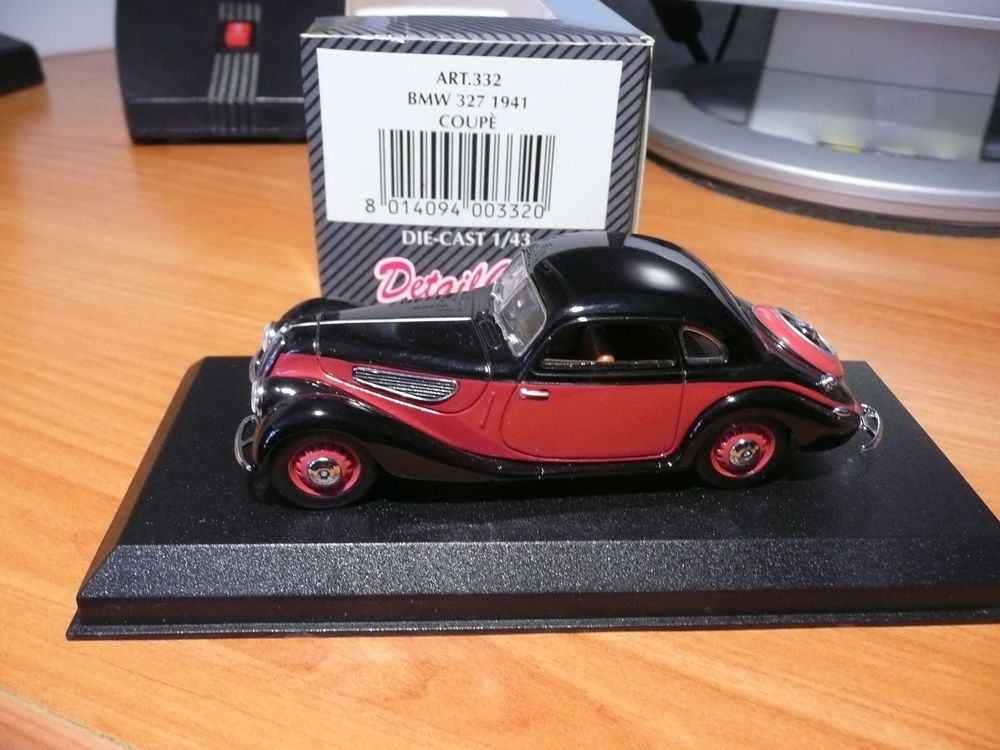 
Voiture miniature 1/43 BMW 327 1941 coup&eacute; 