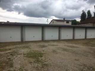  Parking / Garage à louer 13 m²