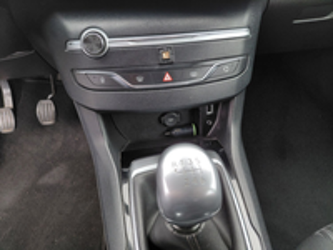 308 SW 1.6 BlueHDi 120ch S&S BVM6 Business 2014 occasion 78800 Houilles