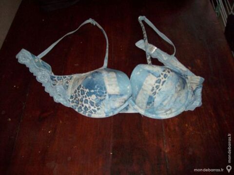 soutien gorge push up 95 D 10 Lyon 8 (69)