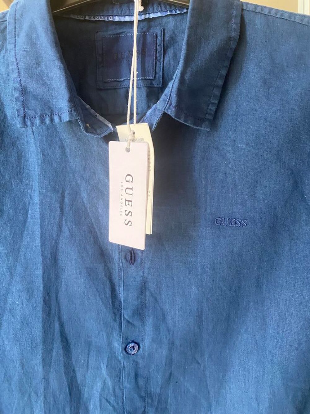 Chemise bleue Guess neuve Vêtements