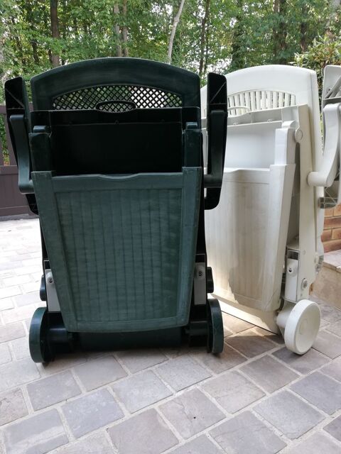 Deux chaises longues Villebon-sur-Yvette (91)