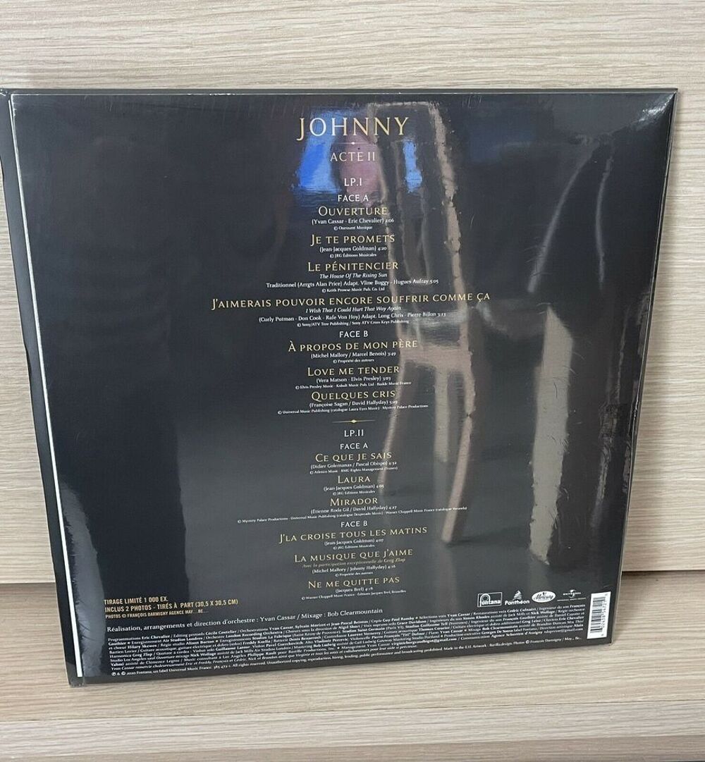 JOHNNY HALLYDAY " VINYL " acte 2 neuf CD et vinyles