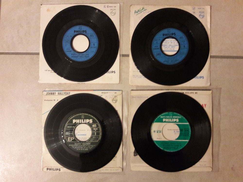 LOT 4 X 45 T les ROCKS les plus TERRIBLES N&deg;2 CD et vinyles