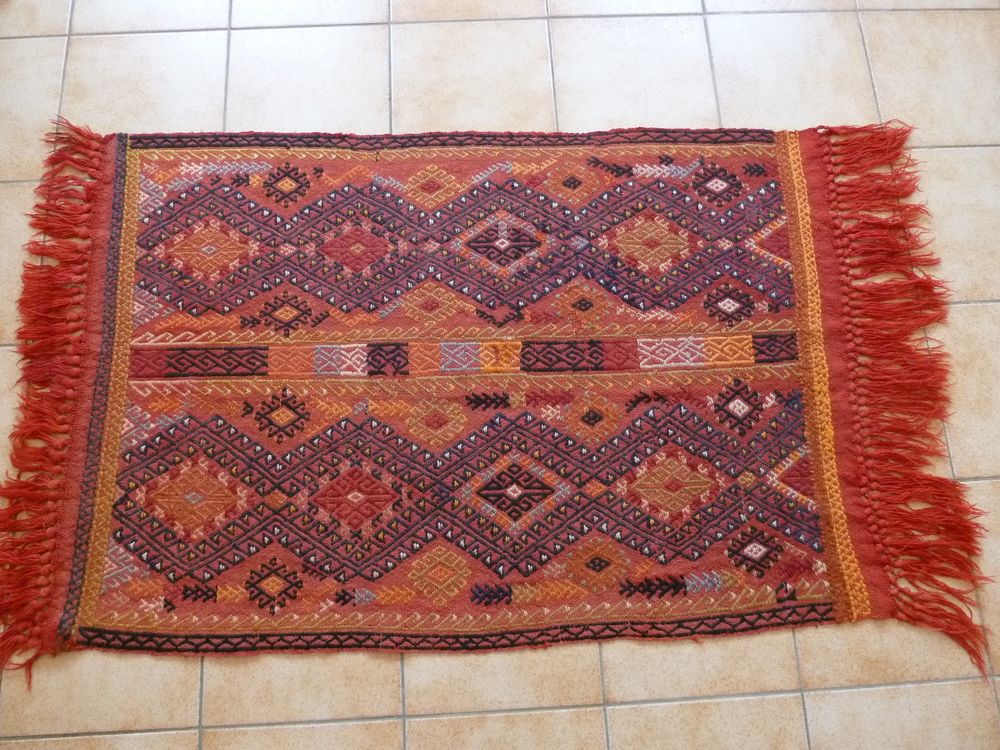 Tapis cicim nomade Turquie,
130 cm x 88 cm Décoration