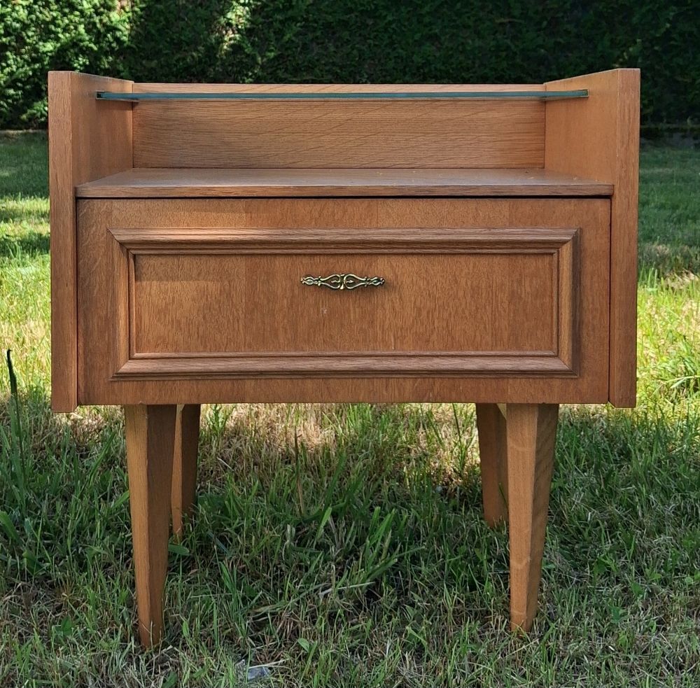 TABLE DE CHEVET VINTAGE Meubles