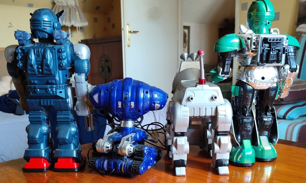 Lot de robots vintage Jeux / jouets