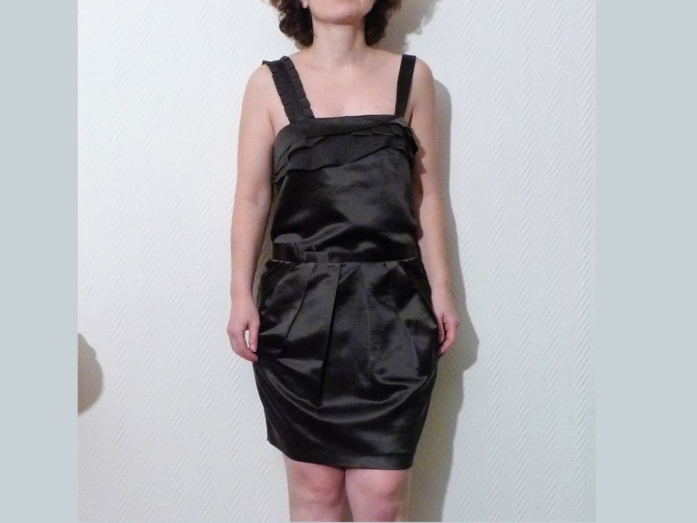 Robe en 100% Soie Anthracite &agrave; Bretelles- Ath&eacute; Vanessa Bruno Vêtements