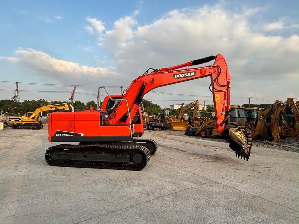   pelle 14 tonnes doosan 