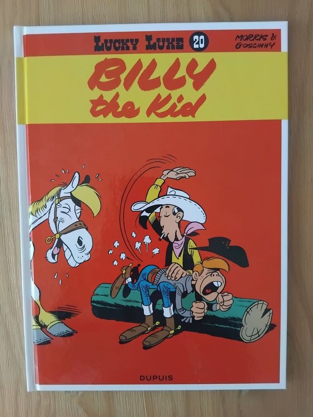 Lot de 8 albums de la s&eacute;rie LUCKY LUKE Livres et BD