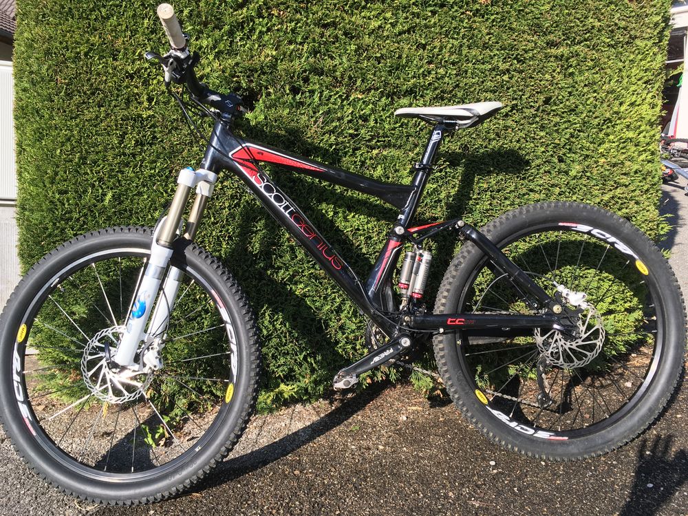Scott Genius Forty Vélos