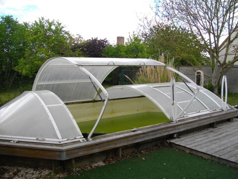 donne piscine chaufe avec abri contre enlvement 0 Soissons (02)