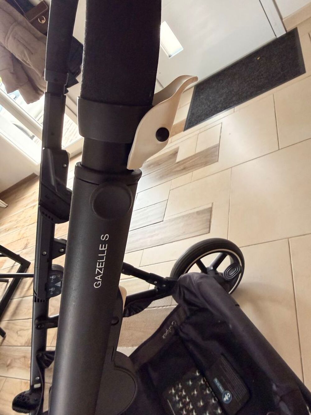 Ch&acirc;ssis poussette noir Cybex Gazelle S de 2021 Puériculture