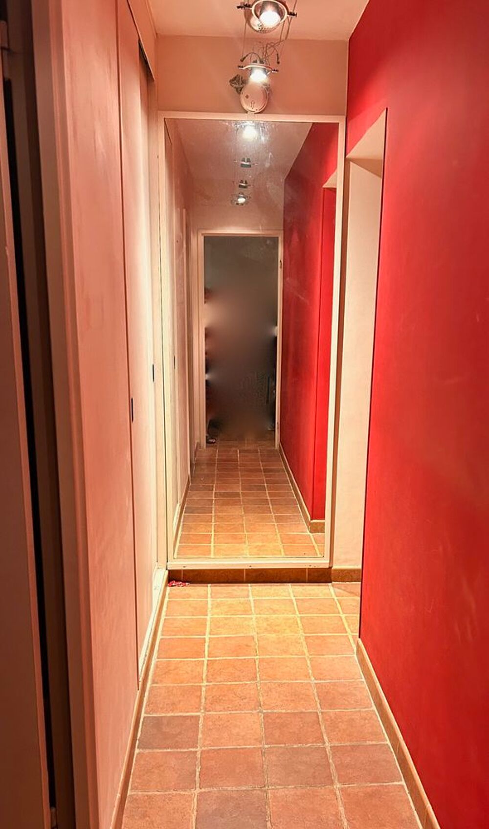 Tr&egrave;s grand miroir mural de 2,46 m&egrave;tres Décoration
