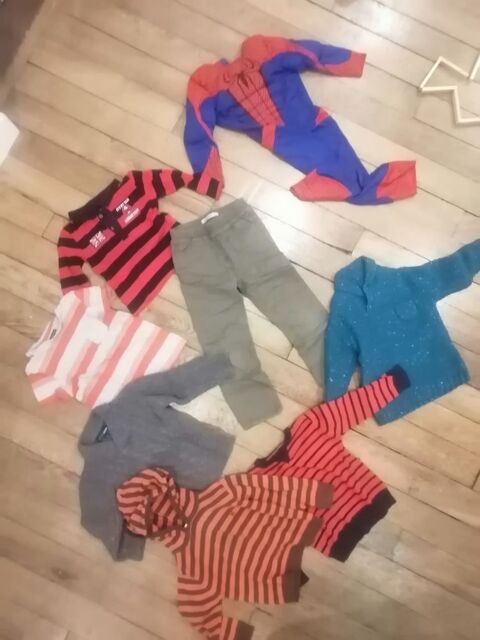 Lot de v�tements, gar�ons 6 Saint-Ouen-l'Aum�ne (95)